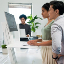 Humanscale Convertisseur de Bureau - QuickStand Eco - Travail d'Équipe