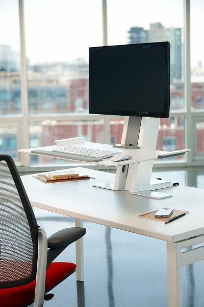 Humanscale QuickStand - Fixed to height adjustable desk converter